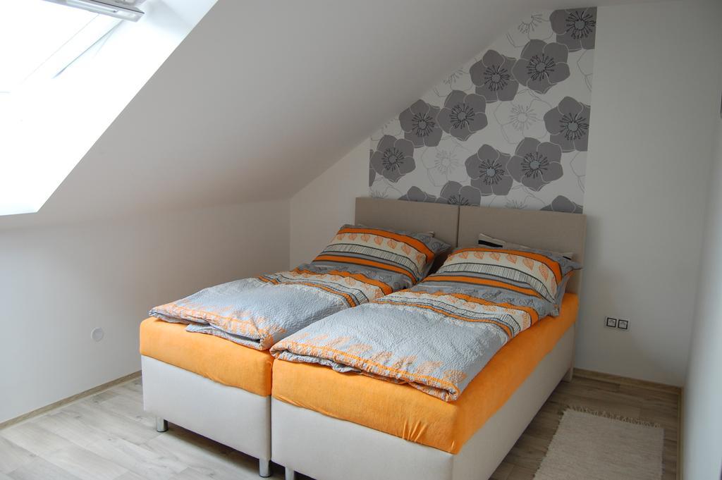 Apartman Cafe U Kordulky Ratiskovice Luaran gambar